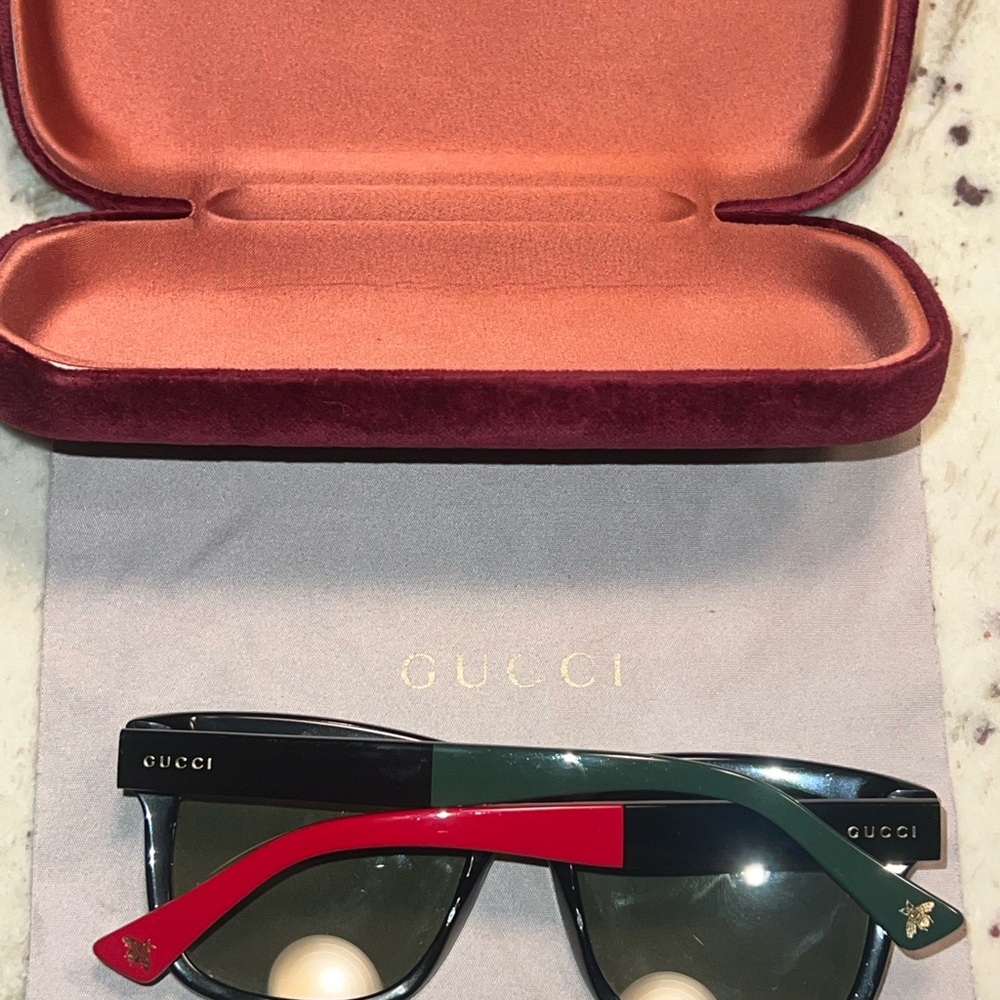 Gucci Black Sunglasses with Red and Green Accents
